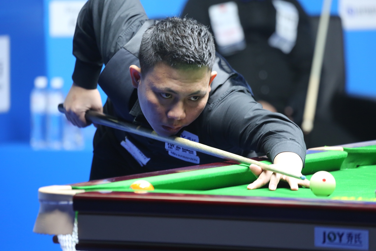 构成了一个 构成了一个