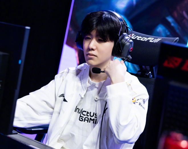 同一事件上 同一事件上