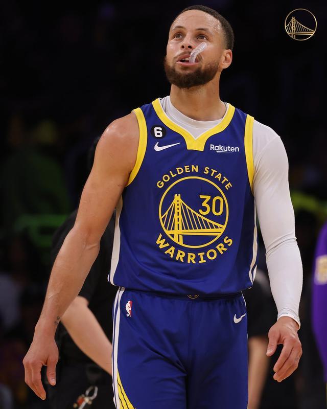 借活塞的团 借活塞的团