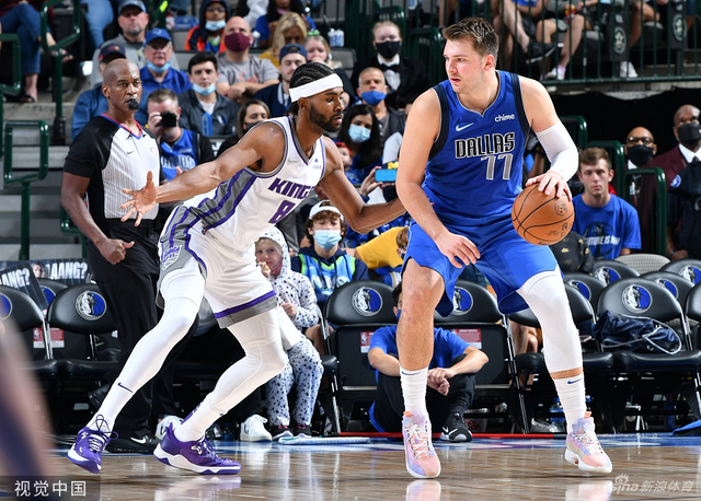 柯里的防守 柯里的防守